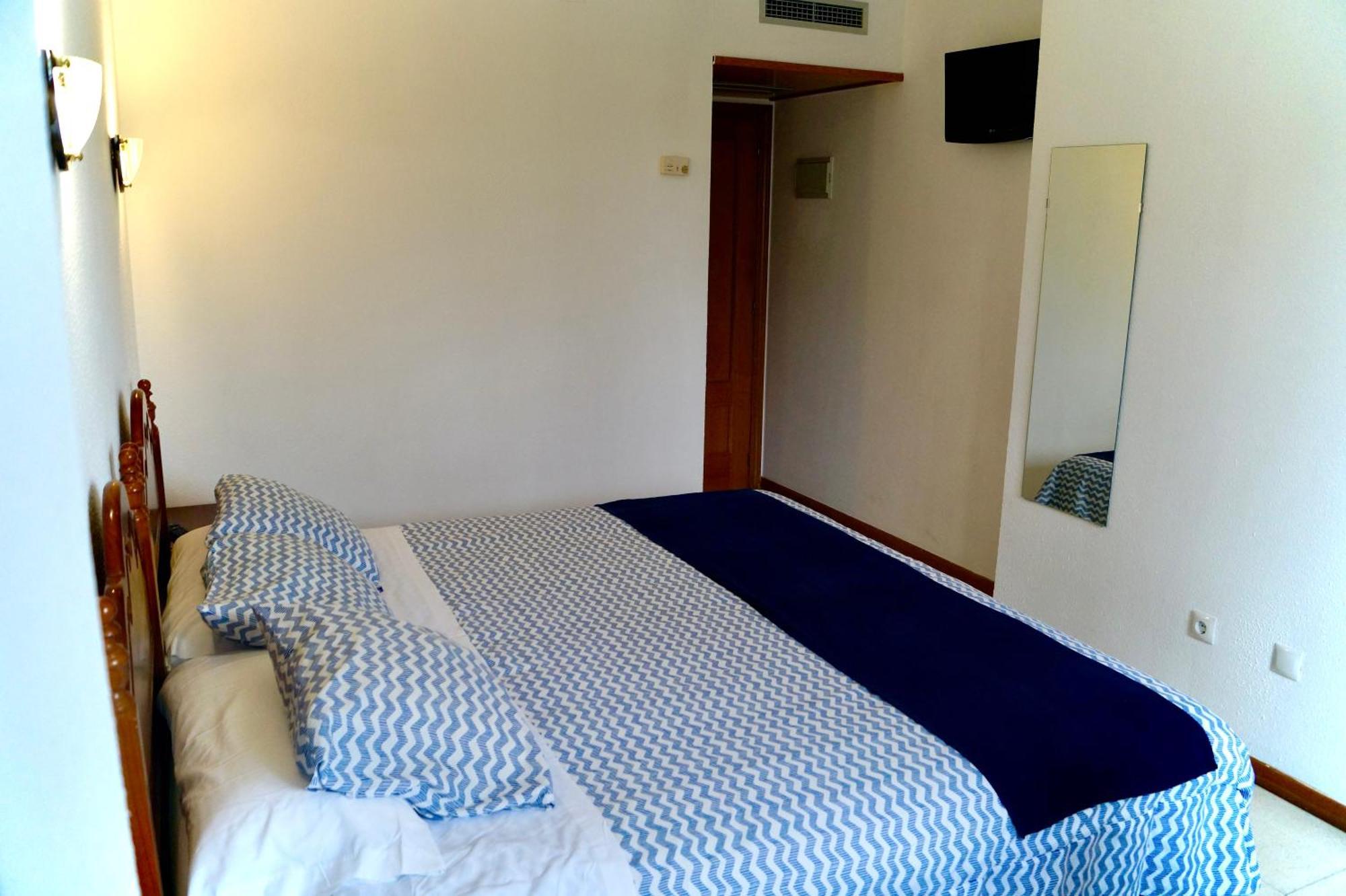 Hotel Nobis Salamanca Kültér fotó